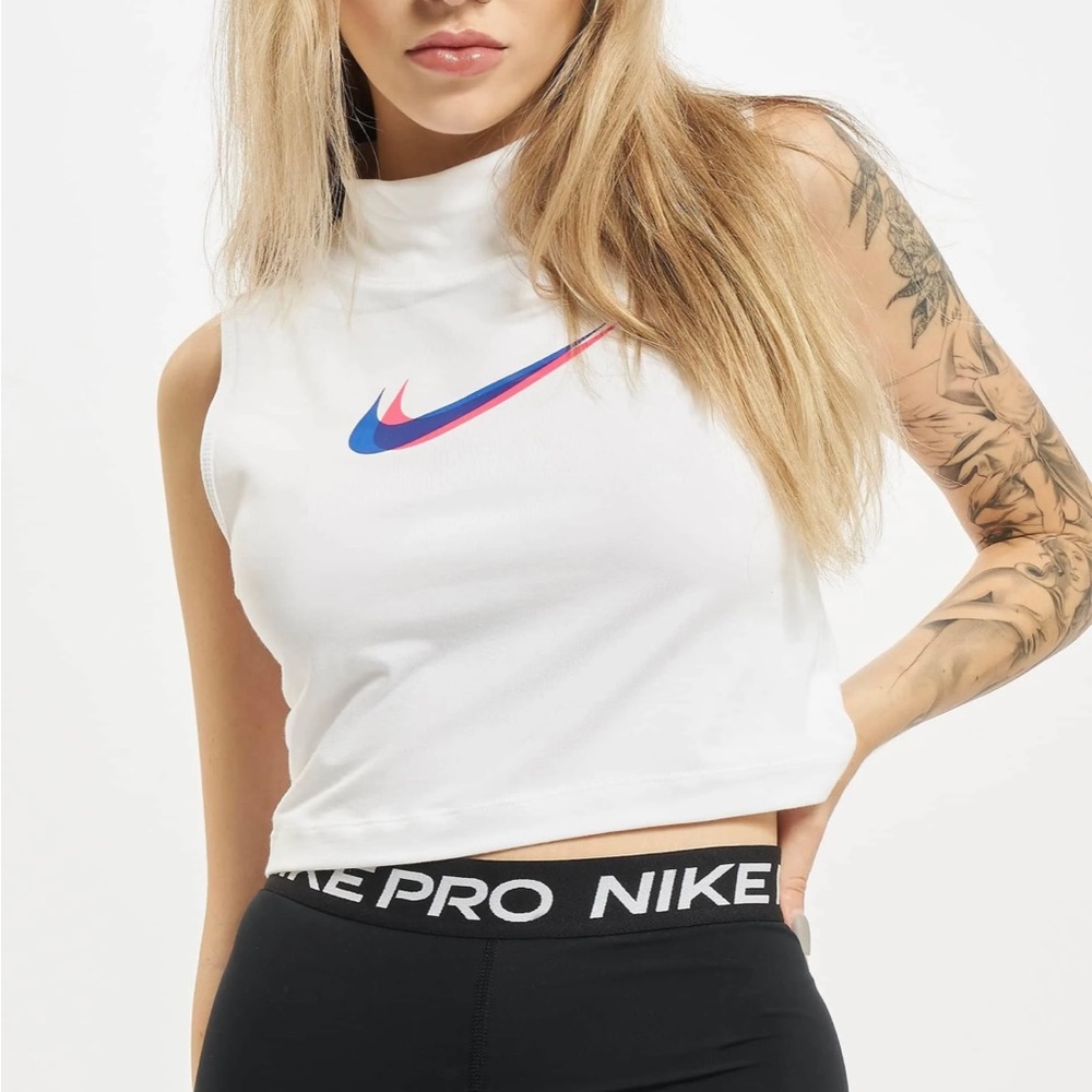 Size S Nike workout top